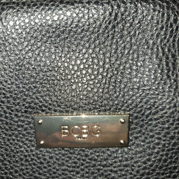 BCBG Paris Convertible Black Purse/Bag - Picture 2 of 6